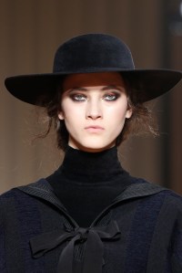 Details at Alberta Ferretti Fall 2017