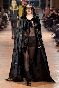 Alberta Ferretti RTW Fall 2017