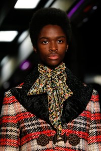 Details at Gucci Fall 2017