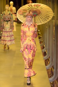 Gucci Fall 2017: Men's and Women's Show