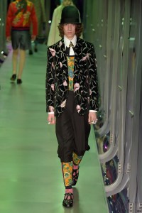 Gucci Fall 2017: Men's and Women's Show