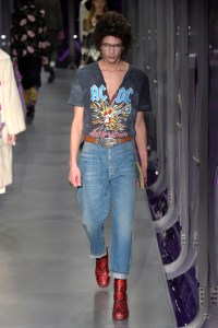 Gucci Fall 2017: Men's and Women's Show