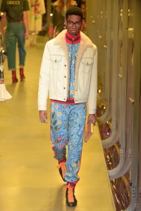 Gucci Fall 2017: Men's and Women's Show