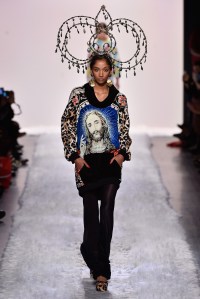 Jeremy Scott RTW Fall 2017