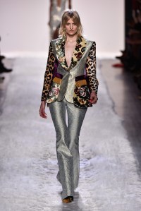 Jeremy Scott RTW Fall 2017