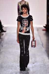 Jeremy Scott RTW Fall 2017