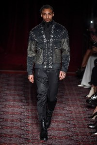 Julien Macdonald RTW Fall 2017