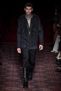 Julien Macdonald RTW Fall 2017