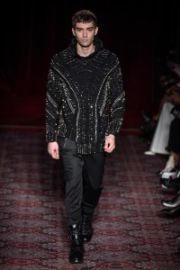Julien Macdonald RTW Fall 2017