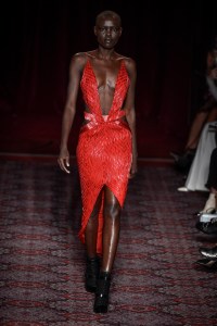 Julien Macdonald RTW Fall 2017