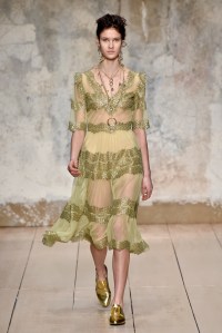 Laura Biagiotti RTW Fall 2017