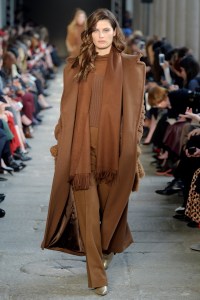 Max Mara RTW Fall 2017