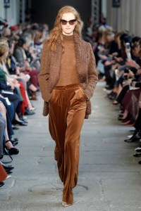 Max Mara RTW Fall 2017