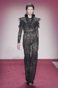 Naeem Khan RTW Fall 2017