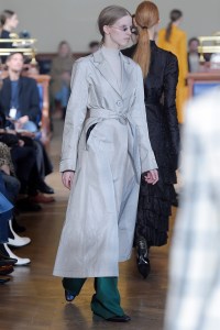 Olivier Theyskens RTW Fall 2017