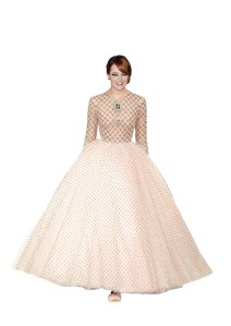 EMMA STONE FILM: “La La Land” DESIGNER: Giambattista Valli
