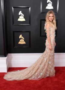 Kelsea Ballerini in Ines Di Santo Grammy Awards Fashion 2017