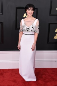 Enya Grammy Awards Fashion 2017