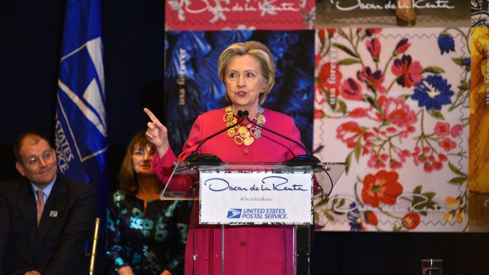 Hillary Clinton Honors Oscar de la Renta at Stamp Dedication Ceremony
