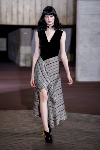 Roland Mouret RTW Fall 2017