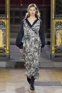 Sharon Wauchob RTW Fall 2017