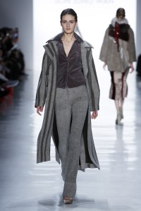 Son Jung Wan RTW Fall 2017