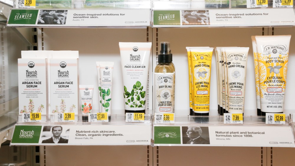 Organically Minded Consumers Shop for Superfood CPGs