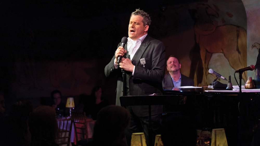 Mizrahi to Host 'In Your Face-New York' Featuring Mo Rocca, Roz Chast