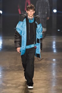 Versus Versace RTW Fall 2017
