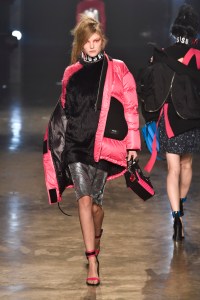 Versus Versace RTW Fall 2017