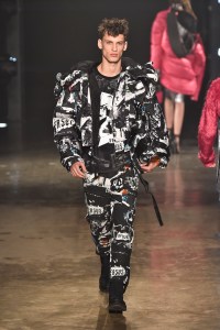 Versus Versace RTW Fall 2017