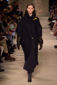Victoria Beckham RTW Fall 2017