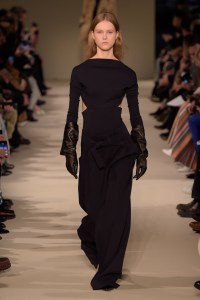 Victoria Beckham RTW Fall 2017