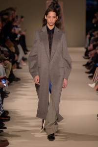 Victoria Beckham RTW Fall 2017