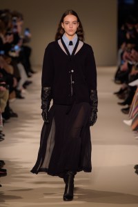 Victoria Beckham RTW Fall 2017