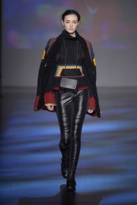 Vivienne Tam RTW Fall 2017