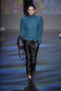 Vivienne Tam RTW Fall 2017