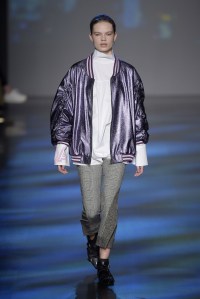 Vivienne Tam RTW Fall 2017