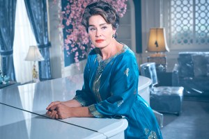 FEUD: BETTE & JOAN -- Pictured: Jessica Lange as Joan Crawford. CR: Kurt Iswarienko/FX
