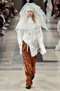 Ann Demeulemeester RTW Fall 2017