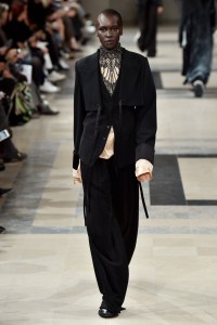 Ann Demeulemeester RTW Fall 2017