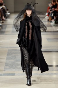 Ann Demeulemeester RTW Fall 2017