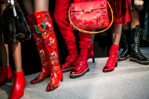 Backstage at Shiatzy Chen RTW Fall 2017