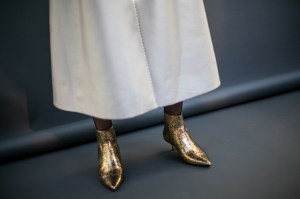 Backstage at Shiatzy Chen RTW Fall 2017