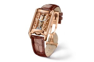 A look from Corum.