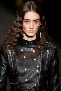 Details at Alexander Mcqueen RTW Fall 2017