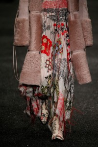 Details at Alexander Mcqueen RTW Fall 2017