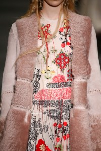 Details at Alexander Mcqueen RTW Fall 2017