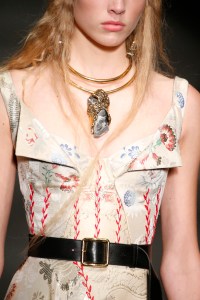 Details at Alexander Mcqueen RTW Fall 2017