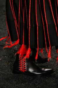 Details at Alexander Mcqueen RTW Fall 2017